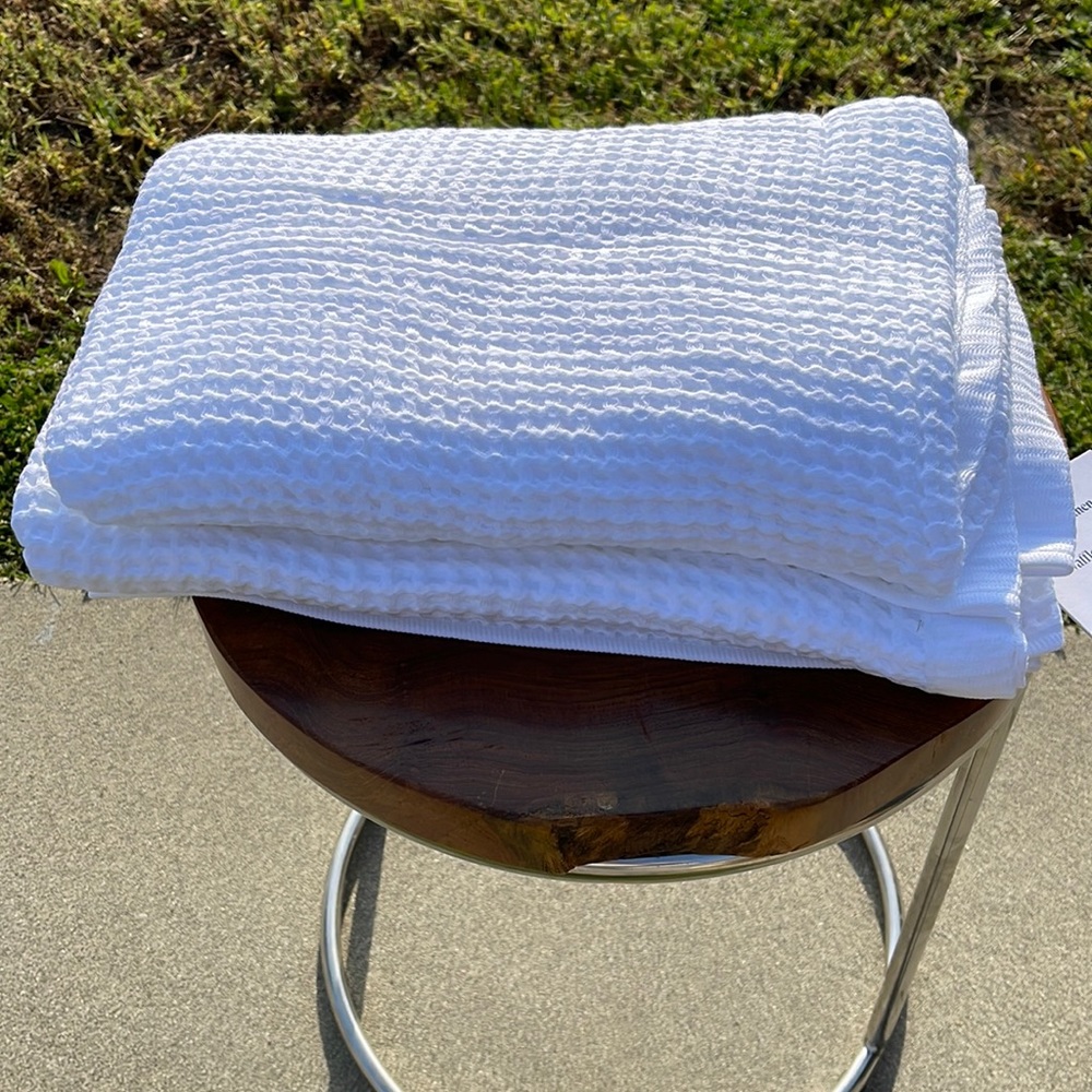 Brooklinen waffle  bath towels (2)